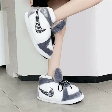 fluffy dior slippers